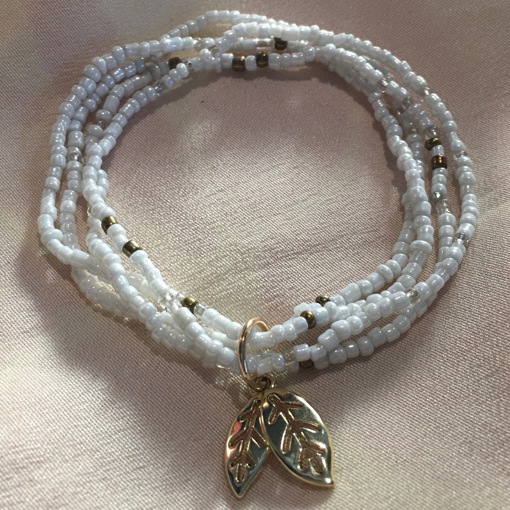 🍃 White and Gold